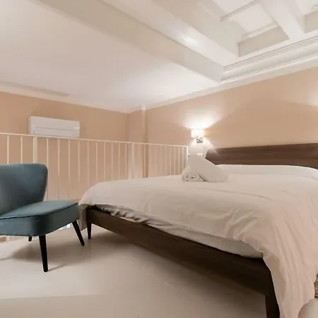 Scala Apartments Via Borgo Pinti-3